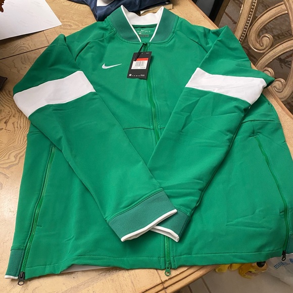 nike midweight windbreaker